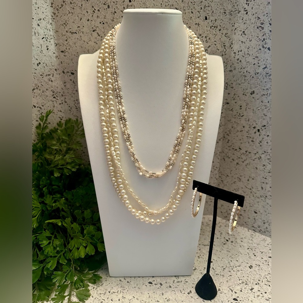 Faux and Rice pearl bead necklace set